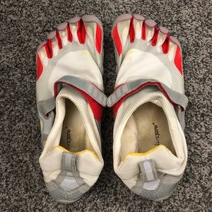Men’s vibram five fingers shoes